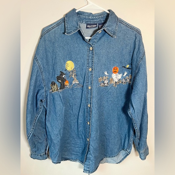Halloween Women Button Down Shirt Witch Ghost Size: Large | Solutions Casualwear - Picture 1 of 7